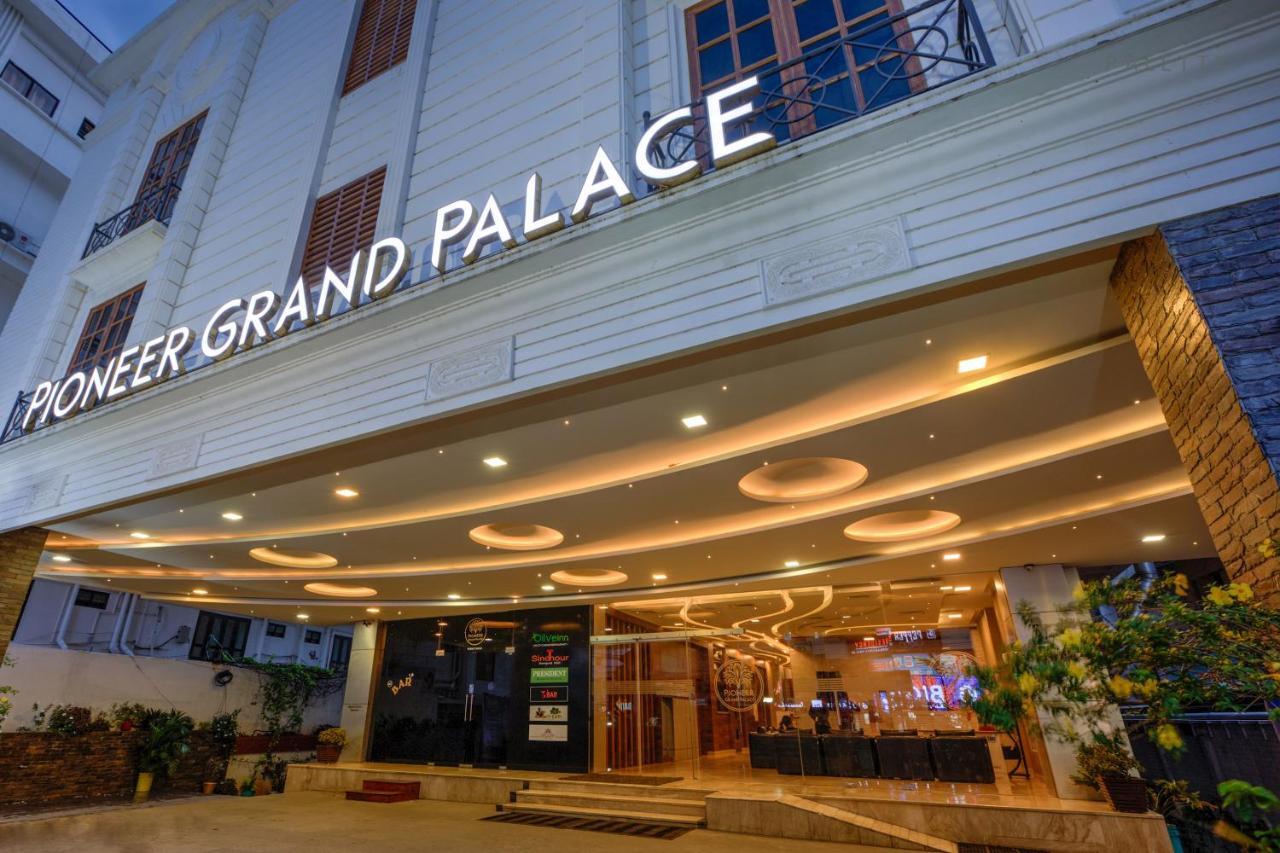 Hotel Pioneer Grand Palace Nāgercoil Exterior foto